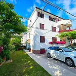 Grozdana 4* Baška
