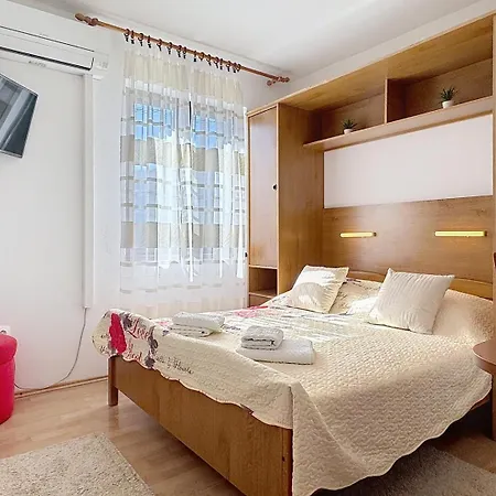 Grozdana Pensionat 4*